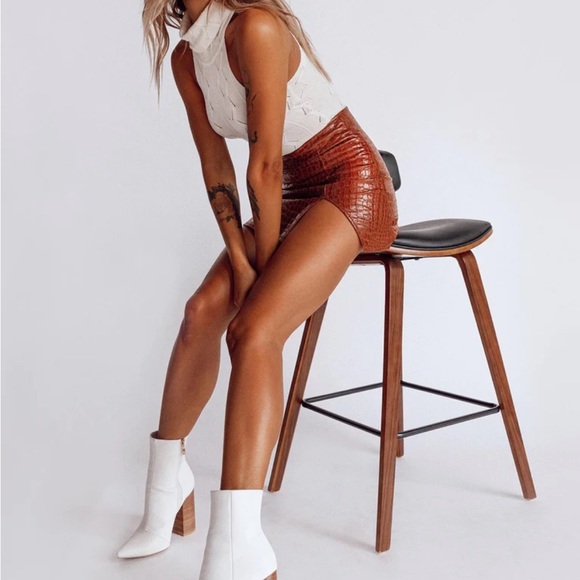 Mini Skirt Brown Croc - Picture 9 of 9